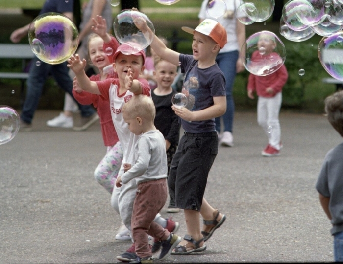 Дед Мороз и Снегурочка поздравили всех малышей в «День защиты детей» - Вызов Деда Мороза и Снегурочки 2025-2026