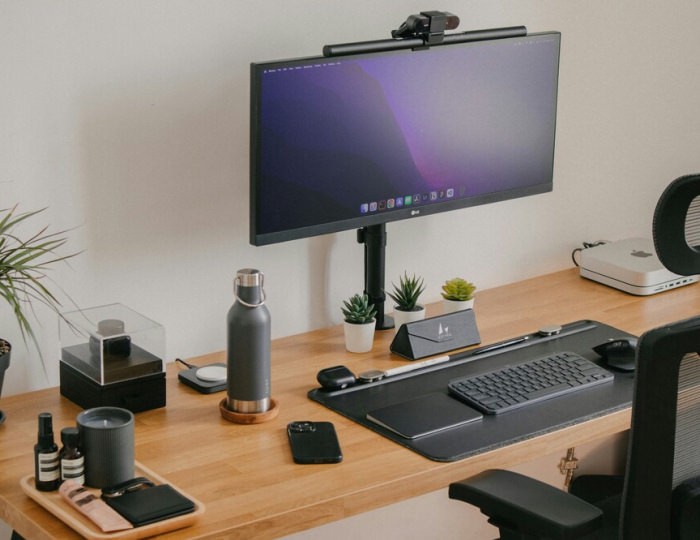 Украшаем офис к Новому году - Вызов Деда Мороза и Снегурочки 2025-2026