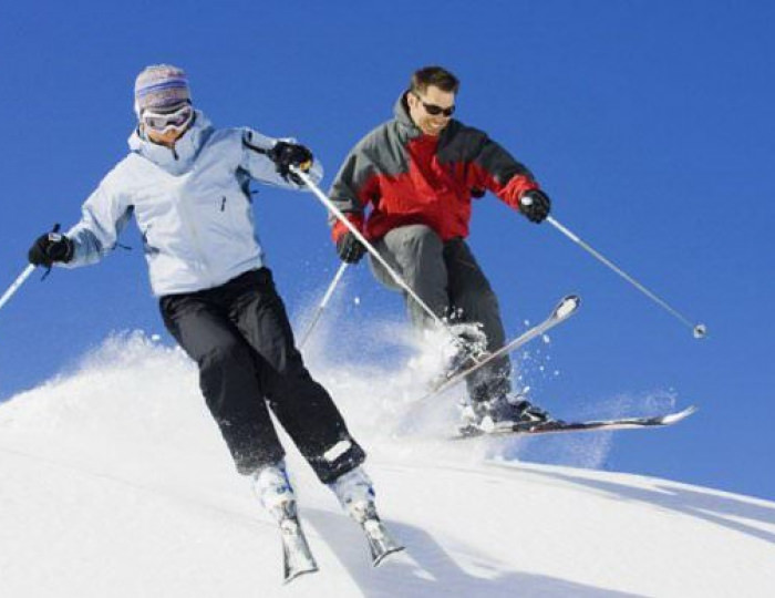 Где покататься на лыжах в Москве и Подмосковье - Вызов Деда Мороза и Снегурочки 2025-2026